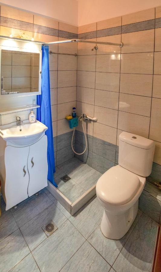 Gallery Suites "Athina" Meszolóngi Kültér fotó